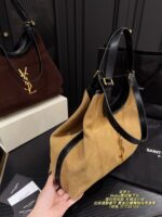 Yves Saint Laurent Hobo Suede Underarm Bag Minimalist And Distinctive Effortless For Commuting Generous Capacity, Lightweight - Image 6
