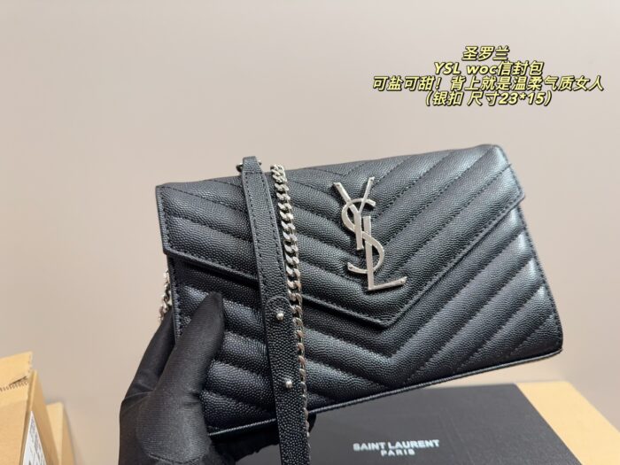 Yves Saint Laurent Woc Envelope Bag Silver Buckle Versatile Carrying Options Elegant And Refined - Image 3