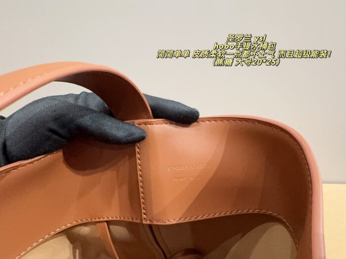 Yves Saint Laurent Hobo Bucket Bag Ysl Logo Clasp Minimalist Soft Leather Multi-Compartment Spacious Design - Image 6