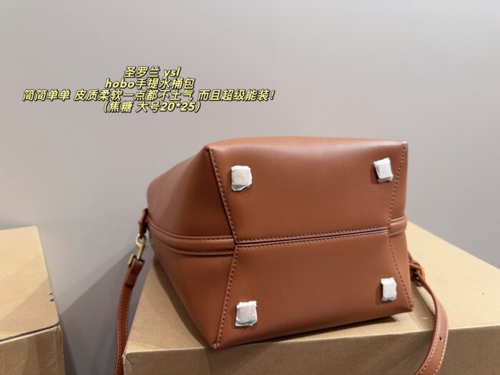 Yves Saint Laurent Hobo Bucket Bag Ysl Logo Clasp Minimalist Soft Leather Multi-Compartment Spacious Design - Image 7