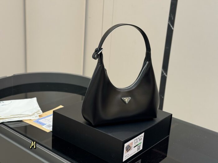 Prada Hobo Shoulder Bag Spacious Capacity Perfect For Parties And Everyday Use - Image 1