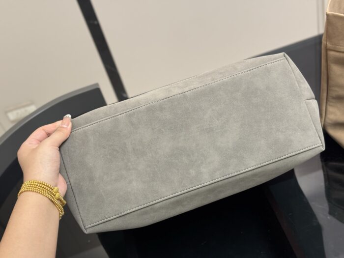 Chanel Denim Beach Bag - Washed And Distressed Finish - Image 8