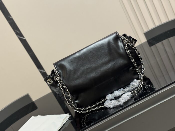 Chanel Denim Messenger Bag Effortlessly Versatile And Practical Stylishly Adaptable - Image 7