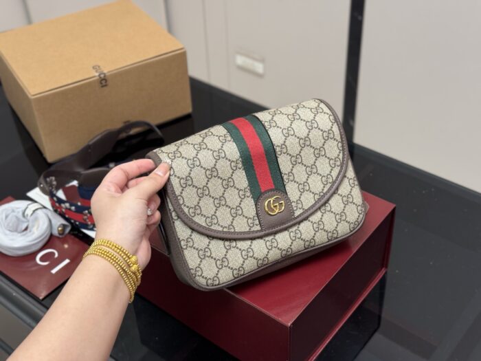 Gucci Ophidia Messenger Bag Vintage Design - Image 2