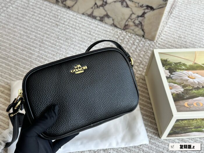 Coach Compact Camera Bag With Double Zipper Closure – Small In Size Yet Spacious Inside. Dimensions: 19 × 12 Cm - Image 13