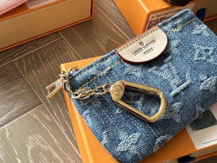 Louis Vuitton Monogram/Denim Coin Purse Card Holder Car Key Accessory Adorable And Practical - Image 9
