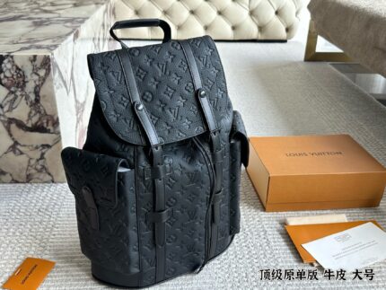 Louis Vuitton Tiro Backpack Genuine Leather Spacious Compartmentalised Design Adjustable Buckle