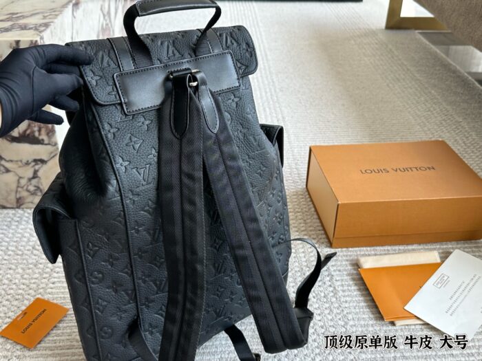 Louis Vuitton Tiro Backpack Genuine Leather Spacious Compartmentalised Design Adjustable Buckle - Image 4
