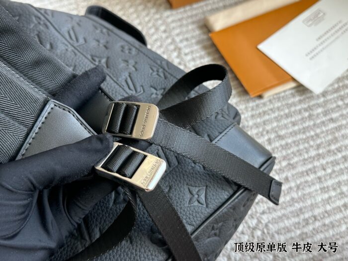Louis Vuitton Tiro Backpack Genuine Leather Spacious Compartmentalised Design Adjustable Buckle - Image 6
