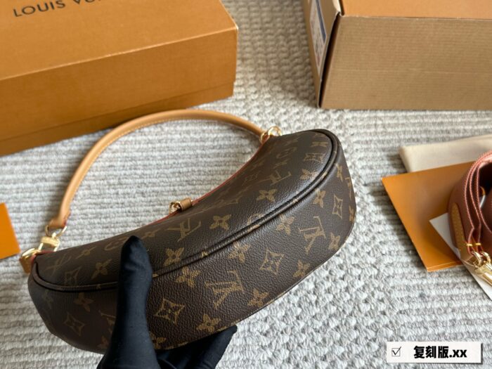 Louis Vuitton Loop New Edition With Box Replica Moon Bag Handheld, Crossbody, Underarm - Image 6