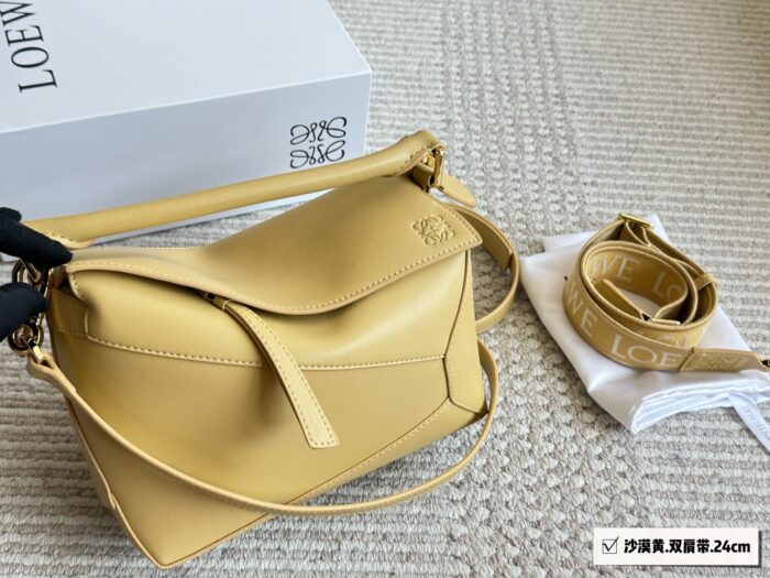 Loewe Puzzle Geometric Leather Bag With Dual Shoulder Straps And Box - Image 6