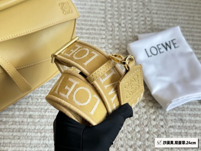 Loewe Puzzle Geometric Leather Bag With Dual Shoulder Straps And Box - Image 7