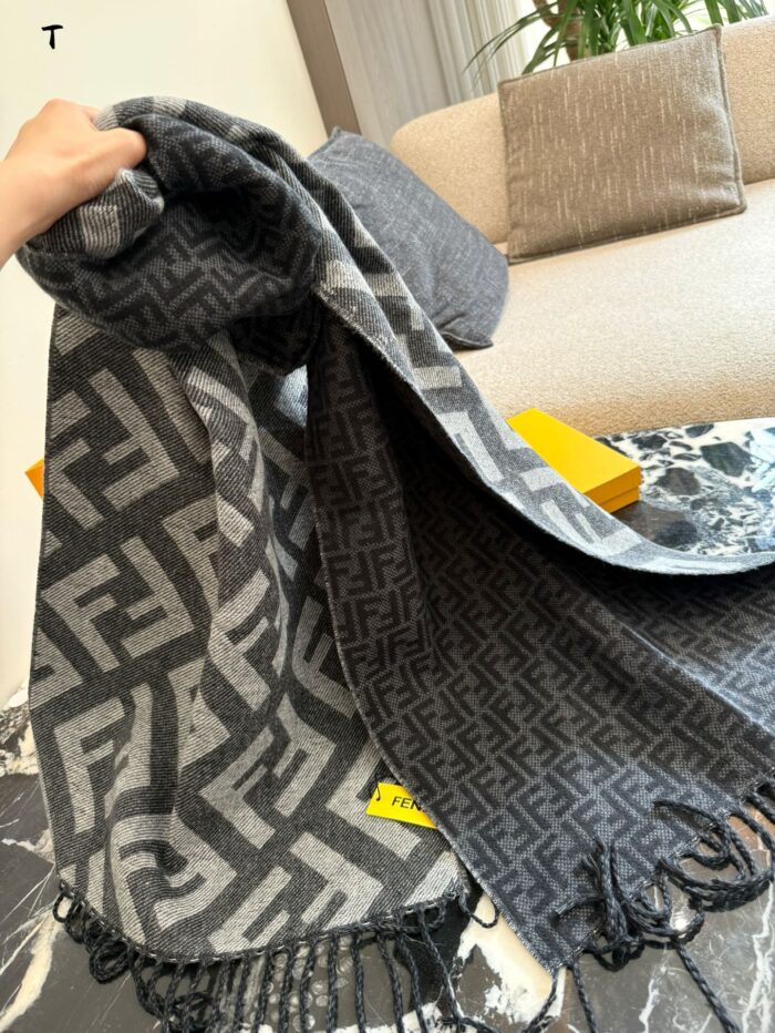 Fendi Double-Sided Cashmere Scarf With Ff Pattern (Box And Paper Bag Packaging) - Image 5