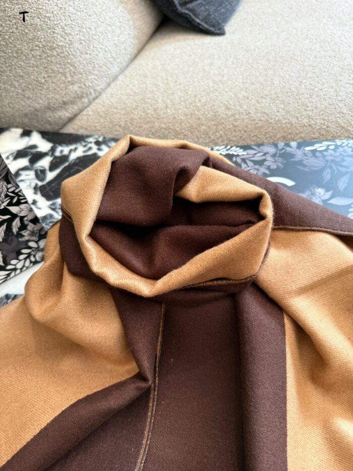 Chanel Fringe Logo Scarf - Image 4