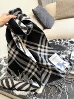 Burberry 30Ja Black Check Wool Scarf - Same Style As Jeon Ji-Hyun'S - Diamond Pattern Warmth - Image 8