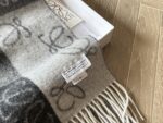 Loewe Cashmere Scarf Delicate Colour Palette Soft And Comfortable - Image 8
