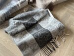 Loewe Cashmere Scarf Delicate Colour Palette Soft And Comfortable - Image 9