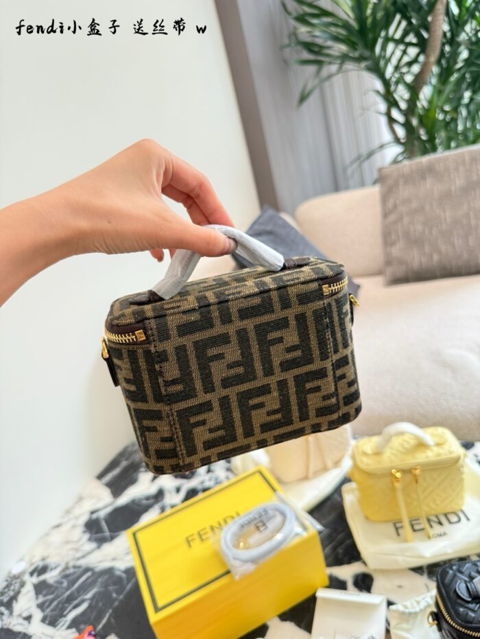Fendi Exquisitely Crafted Mini Box Bag - Image 5