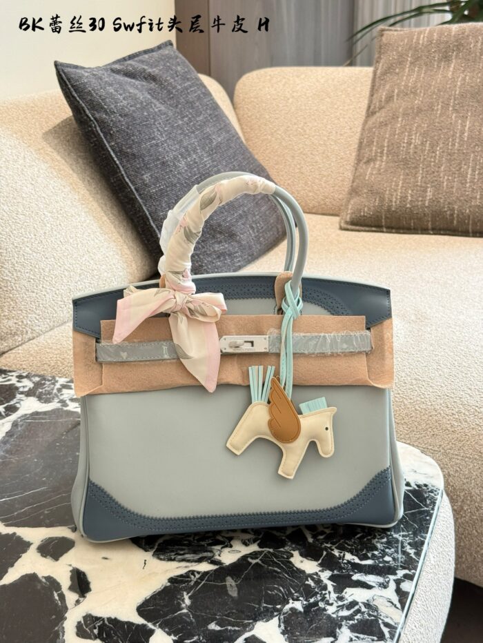 Hermès Birkin 25 Lace Pearl Grey Discontinued Limited Edition Handbag - Image 4