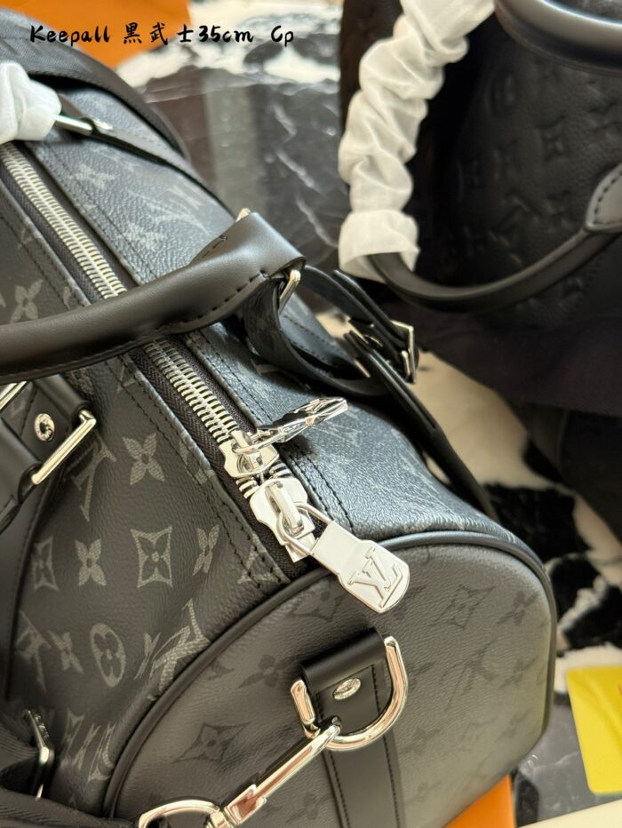 Louis Vuitton Keepall Black Knight Embossed Grained Leather Gym Bag - Image 5