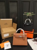 Hermès Kelly Bag (Silver Buckle) An Absolute Must-Have For Sophisticated Style - Image 10