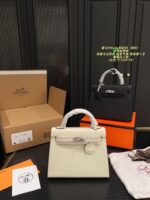 Hermès Kelly Bag (Silver Buckle) An Absolute Must-Have For Sophisticated Style - Image 15