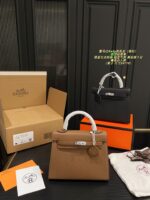 Hermès Kelly Bag (Silver Buckle) An Absolute Must-Have For Sophisticated Style - Image 19