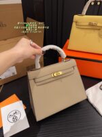 Hermès Kelly Bag (Gold Buckle) Exudes Sophistication And Elegance - Image 9