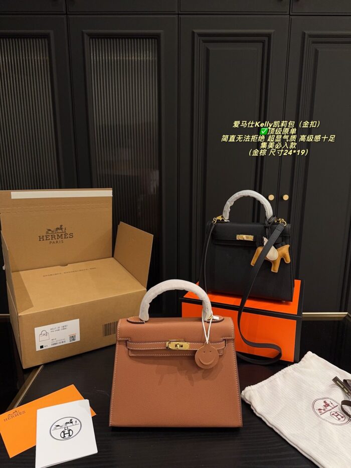 Hermès Kelly Bag (Gold Buckle) Exudes Sophistication And Elegance - Image 10