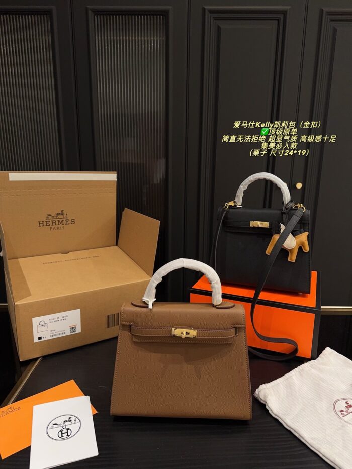 Hermès Kelly Bag (Gold Buckle) Exudes Sophistication And Elegance - Image 14