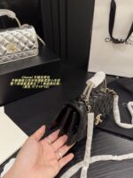 Chanel 24S Spring/Summer Pearl Handbag Black & Champagne Gold Lambskin With Multiple Compartments - Image 7
