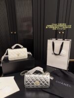 Chanel 24S Spring/Summer Pearl Handbag Black & Champagne Gold Lambskin With Multiple Compartments - Image 13