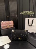 Chanel 24K Tweed Cf Flap Bag With Sheepskin Lining Autumn/Winter Atmosphere Classic Spacious Design - Image 15
