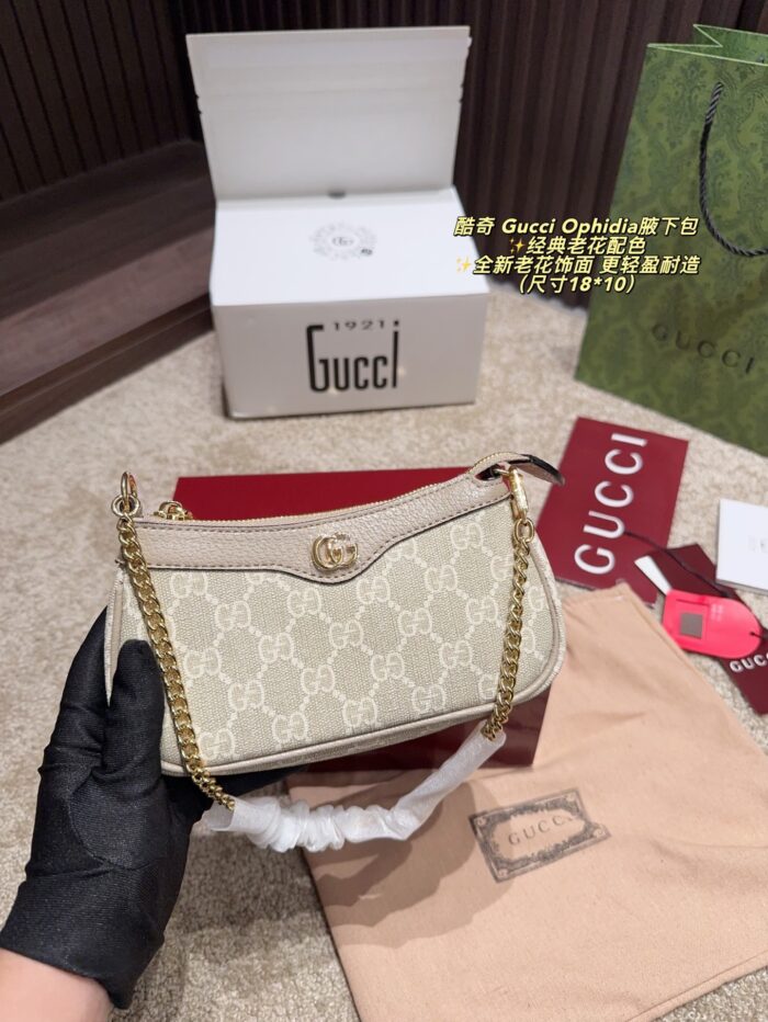 Gucci Ophidia Underarm Bag Classic Monogram Colourway New Monogram Finish Lightweight And Durable - Image 11