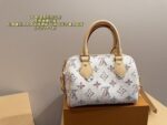 Louis Vuitton Voyage Collection Cushion Bag Exceptionally Luxurious Texture A Daily Eye-Catcher - Image 4