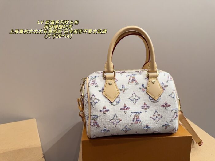 Louis Vuitton Voyage Collection Cushion Bag Exceptionally Luxurious Texture A Daily Eye-Catcher - Image 4