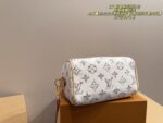 Louis Vuitton Voyage Collection Cushion Bag Exceptionally Luxurious Texture A Daily Eye-Catcher - Image 5