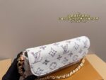 Louis Vuitton Voyage Ivy Mahjong Bag Chain-Strap Underarm Crossbody For Versatile Styling - Image 5