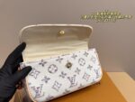 Louis Vuitton Voyage Ivy Mahjong Bag Chain-Strap Underarm Crossbody For Versatile Styling - Image 8
