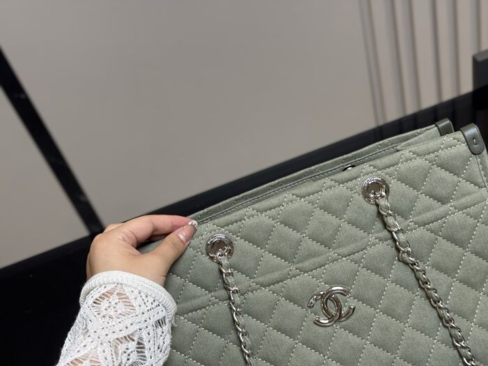 Chanel Denim Beach Bag - Washed Vintage Finish - Image 3