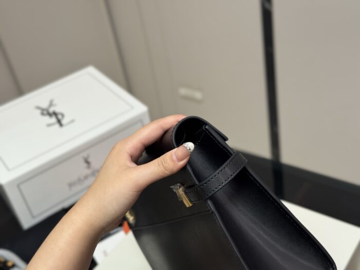Yves Saint Laurent Manhattan Shoulder Bag Cool, Edgy Luxury. Versatile And Sweet. - Image 7