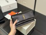 Yves Saint Laurent Sunset Bag With Crocodile-Embossed Leather And Metallic Logo - Image 5