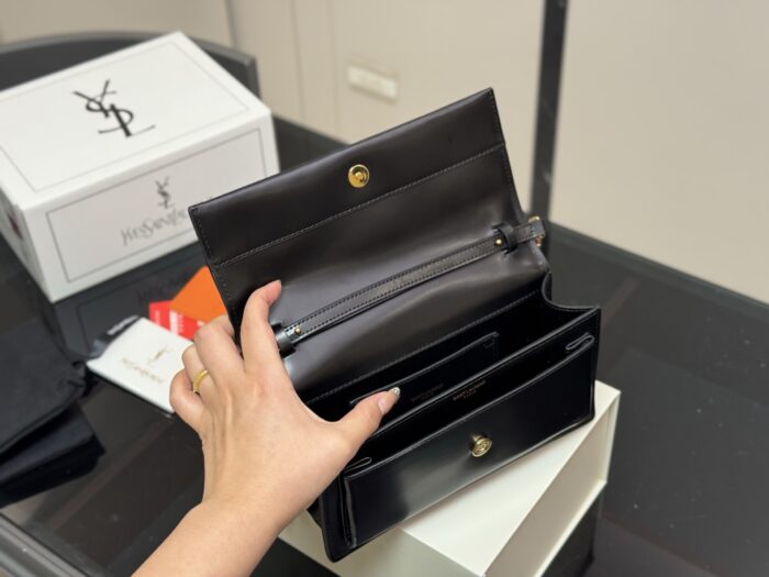 Yves Saint Laurent Sunset Bag Classic Logo Design - Image 3