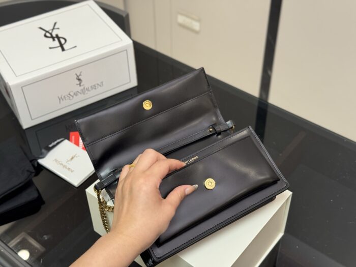 Yves Saint Laurent Sunset Bag Classic Logo Design - Image 4