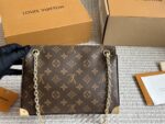 Louis Vuitton Trunkie Collection Monogram Messenger Bag - New Design - Image 7