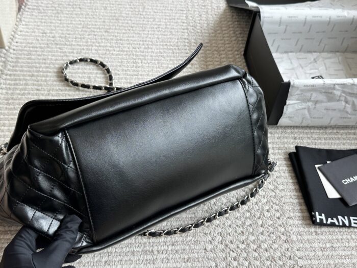 Chanel Tote Bag In Black. Shoulder, Crossbody, Or Handheld. Practical And Unlikely To Clash With Others. - Image 4