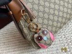Gucci Emblem Series Tote Bag Lightweight And Practical Gg Monogram Design - Image 2
