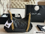 Chanel 25C Hobo Hippie Bag In Matcha Green Jennie'S Signature Soft Calfskin Large Capacity Shoulder/Crossbody/Underarm Bag - Image 5