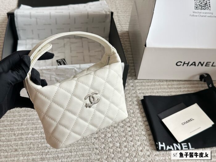 Chanel 25C Hobo Classic Chain Evening Bag/Lunchbox Bag Cowhide Leather With Adjustable Shoulder Strap - Image 11
