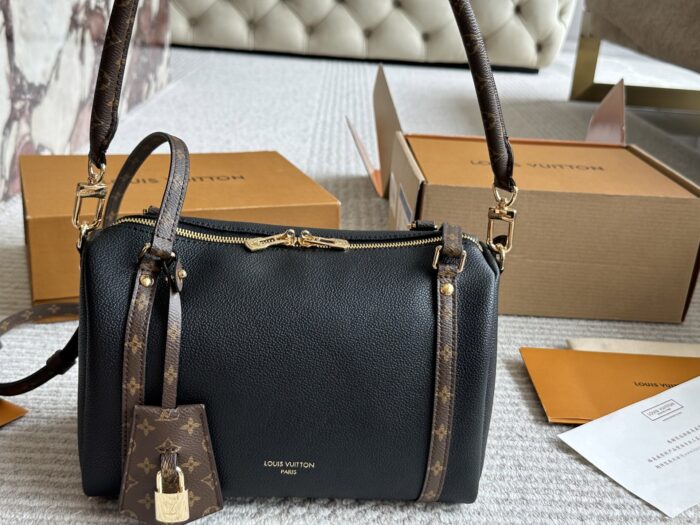 Louis Vuitton Lv Express Replica Grained Calfskin Pm Small Shoulder/Crossbody/Handbag - Image 1